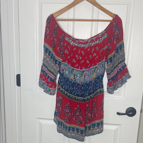 Patrons of Peace Red and Blue Floral Blouse - Picture 2 of 3